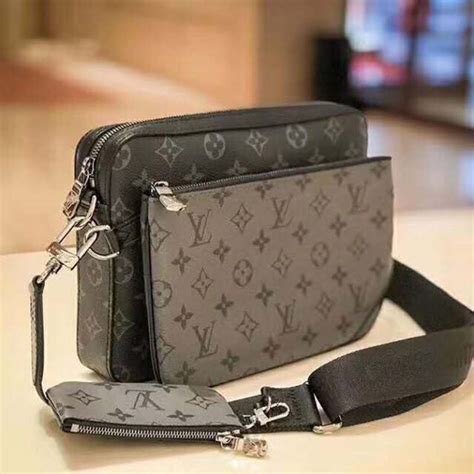 louis vuitton handbag male.